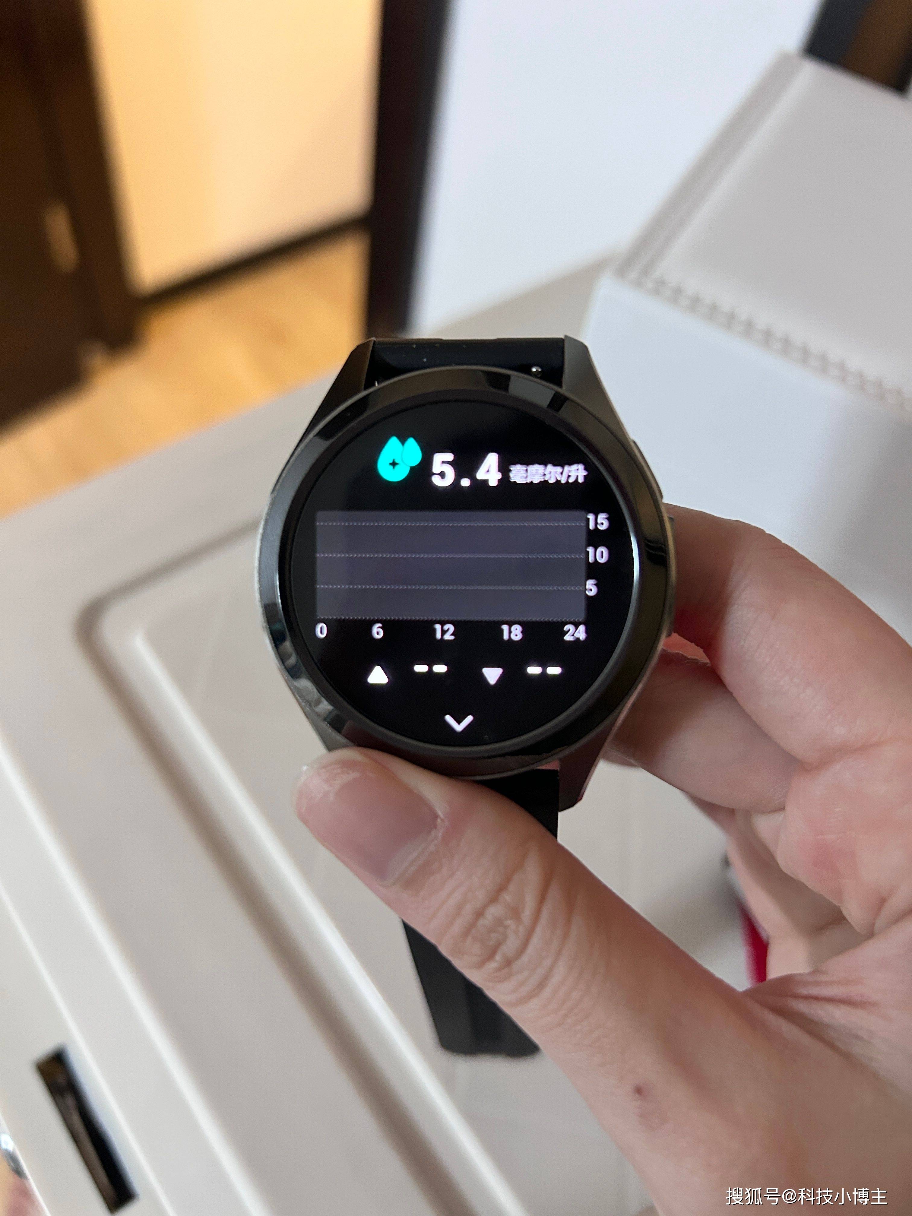 然而,在市场上众多品牌的血糖手表中,如戴乐行,喵医生,雅培,安顿,华为