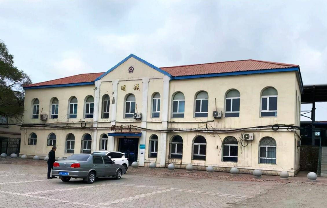 原创吉林市通往梅河口的铁路上许多漂亮的火车站站舍已经成为回忆