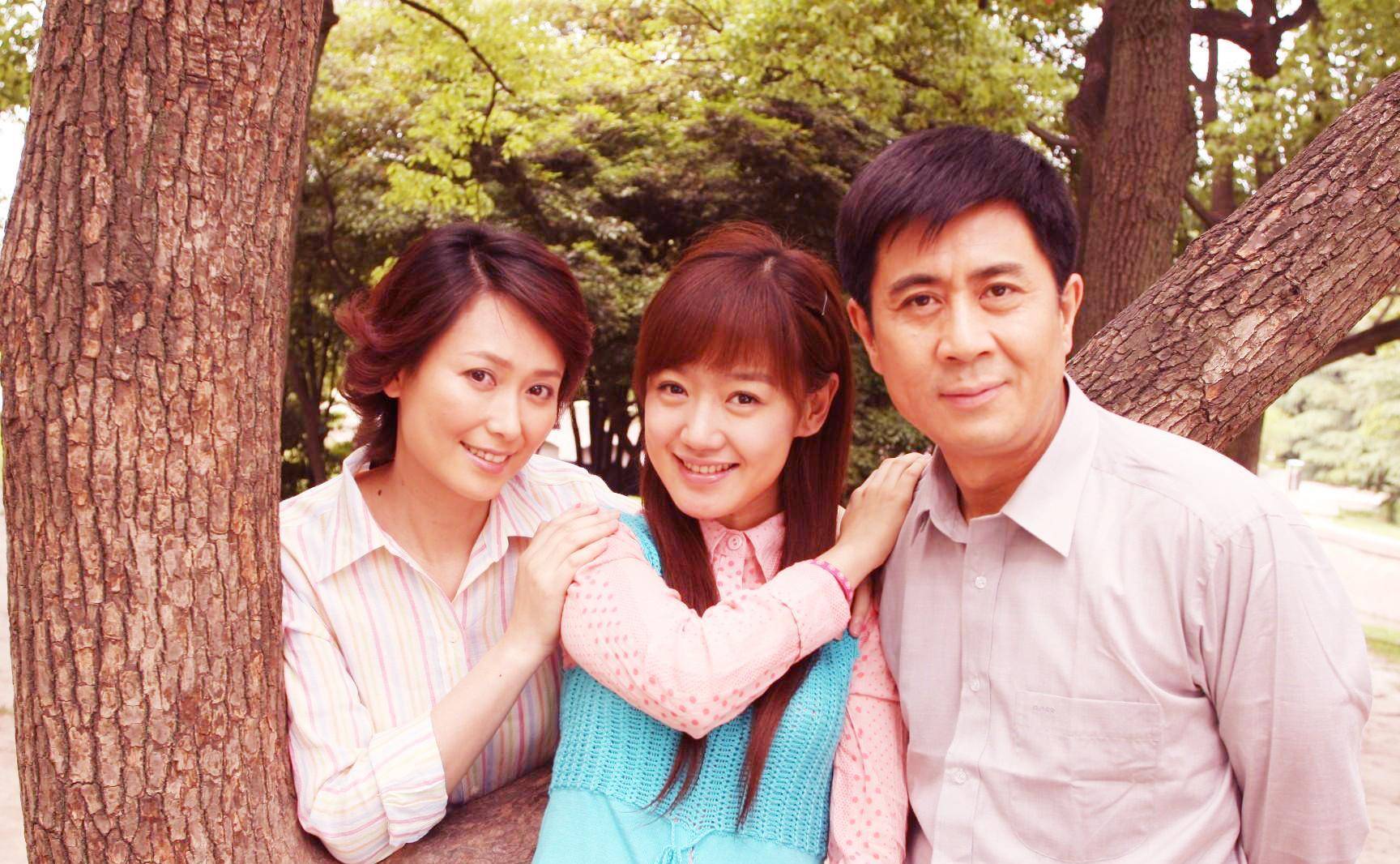 原创情满珠江30年梁淑贞深入人心昔日左翎已优雅转身