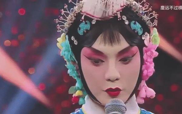 原创铁粉无疑尹正京剧装扮致敬张国荣网友一颦一笑都是哥哥的味道