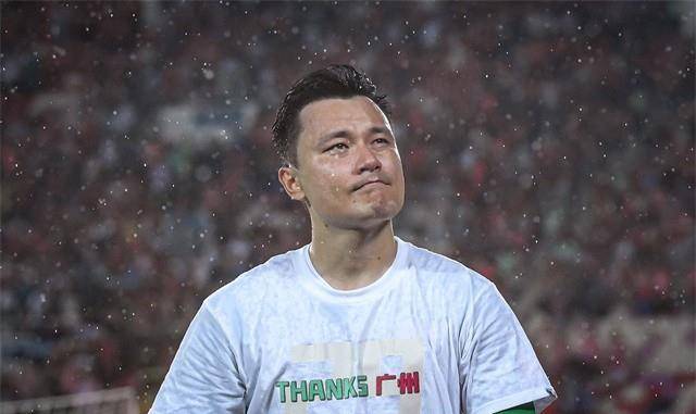 原创郜林近况30岁校花妻子入住新豪宅兼职副业成焦点