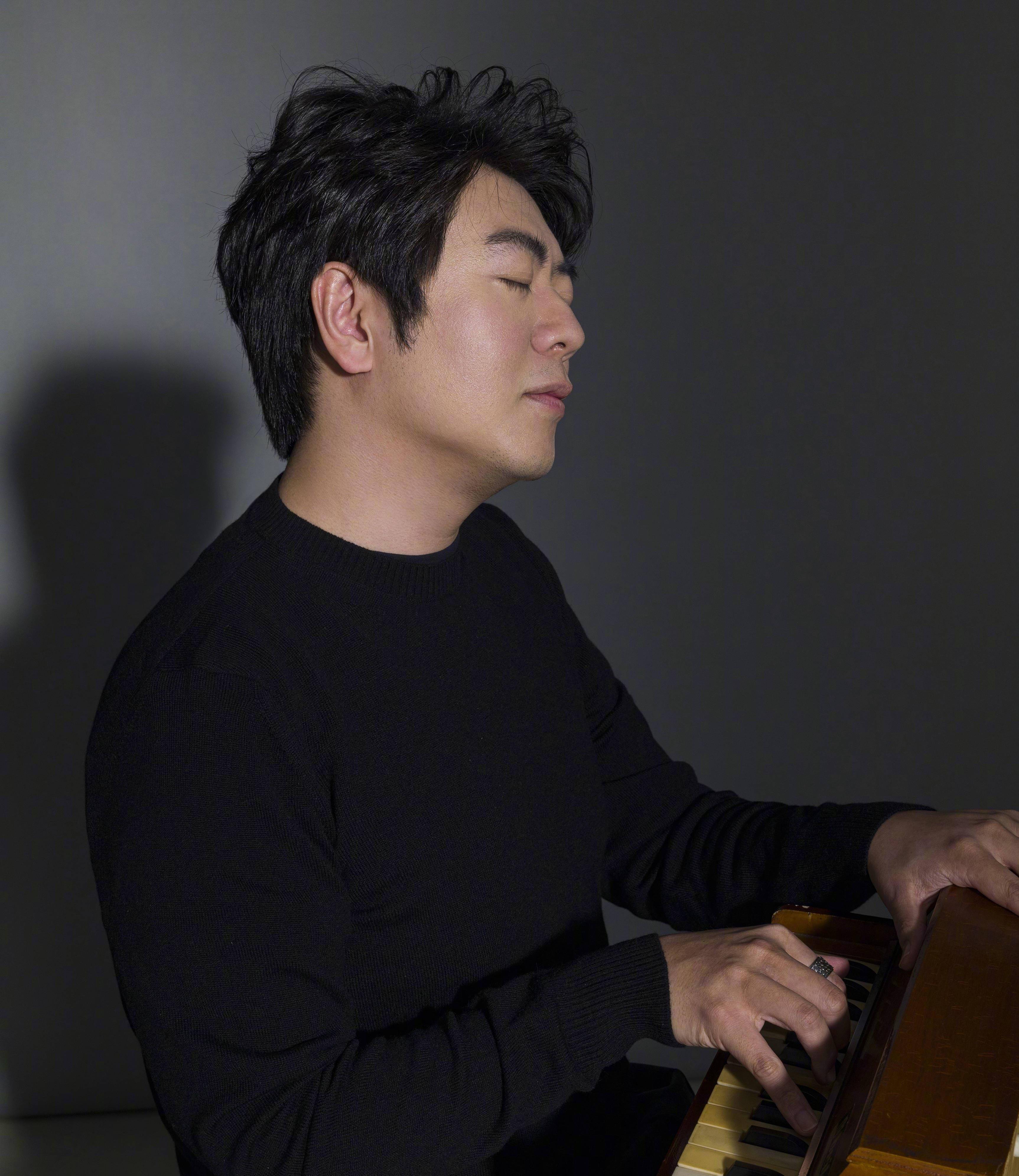 郎朗深夜发文:非常悲痛您离我们而去,我清楚记得您对我的教导,网友