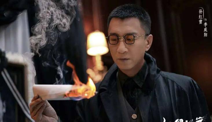 原创45岁走红这剧真炸都分不清他是好人还是坏人