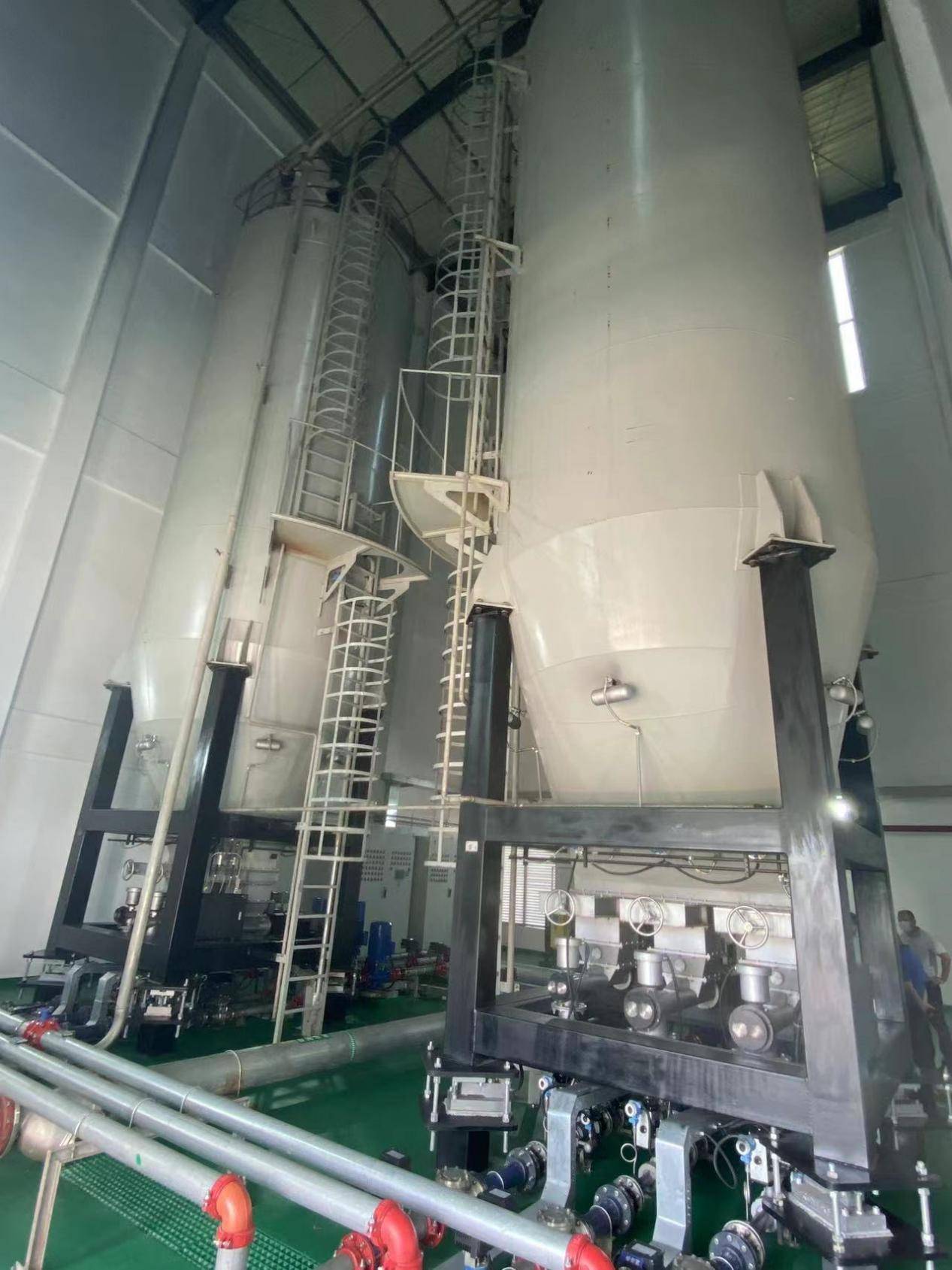 活性炭在水厂供水中的应用和新型投加设备_吸附_表面积_物质