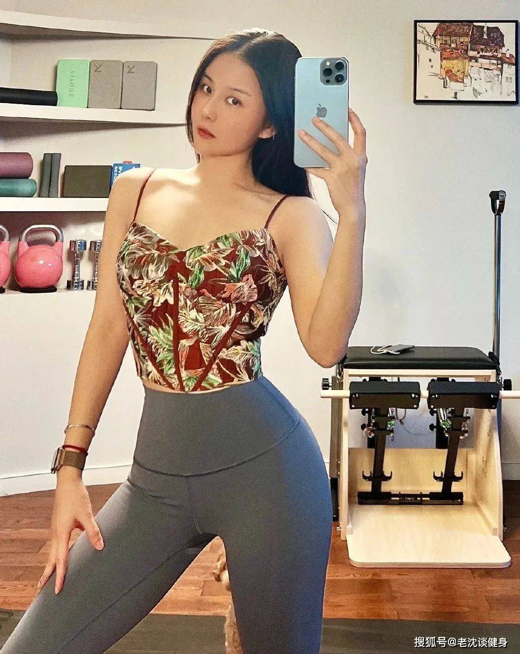 200万粉丝的上海女教练,私教课千元一节!_健身_生活_身材