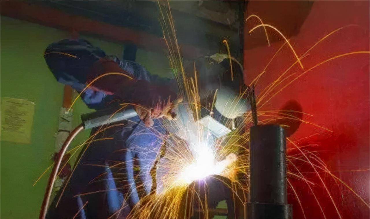 原创浙江焊工界的扛把子一个身高只有155米的女人