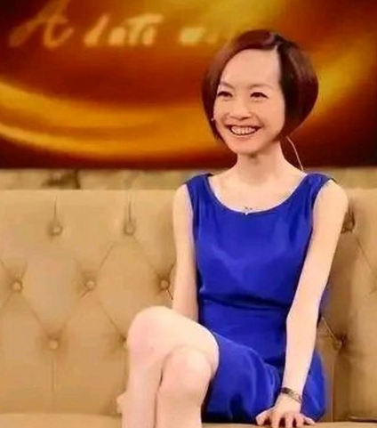 2008年,骨瘦如柴的鲁豫去李连杰家里吃饭,李连杰说:"听说你每天只吃20