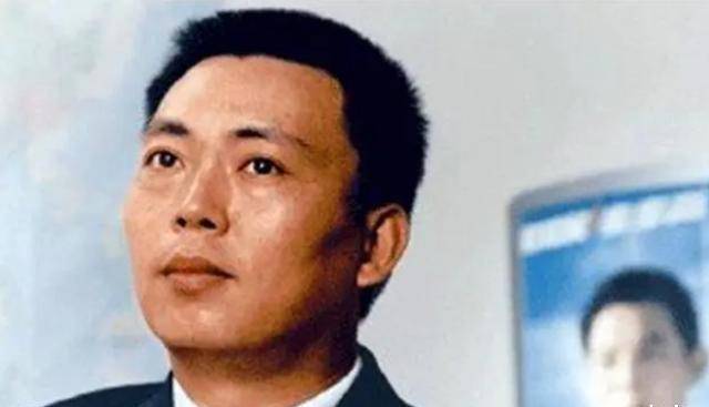 步步高创始人:为追女孩21年前移民美国,将百亿资产转交朋友_段永平