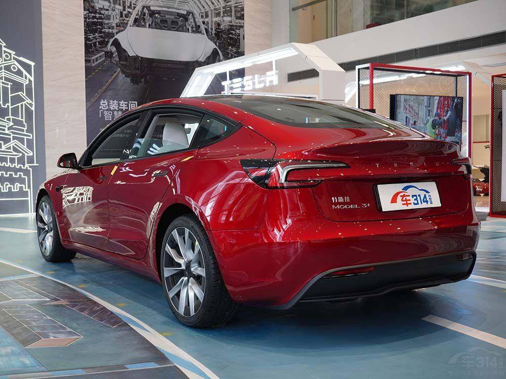 比亚迪汉ev荣耀版顶配下探至24.98万,比model 3入门版更值得买?