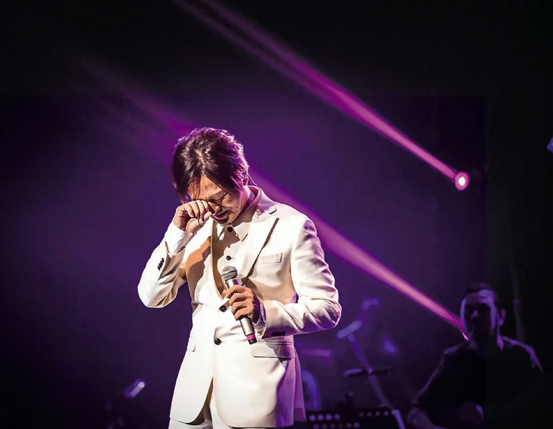 一路走好台湾歌手张洪量外籍妻子离世因肝脏衰竭进行换肝手术