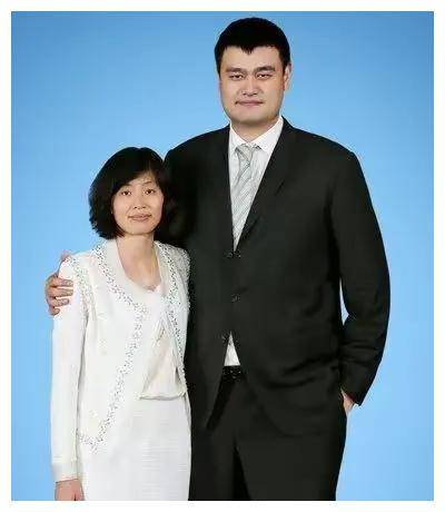 姚明几个老婆图片