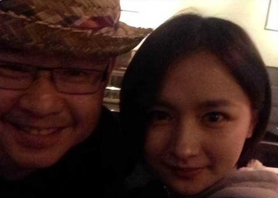 lol主播miss参加《浪姐》上热搜,肤白貌美,和刀郎关系不一般_韩懿莹