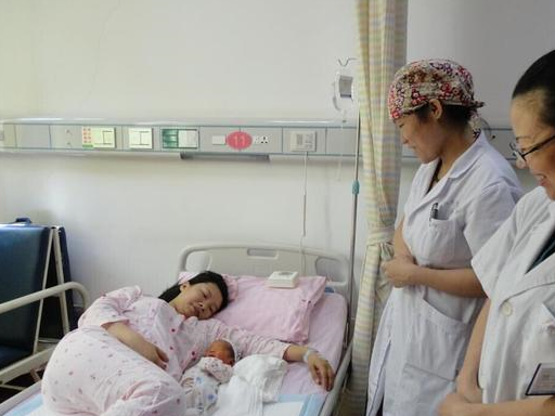 原创辟谣坐月子听婆婆的七招教产妇科学坐月子第七招很关键