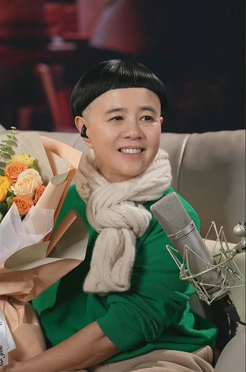 大赞女儿才24岁就有当妈妈的那种勇敢熟悉金龟子刘纯燕的粉丝们都知道