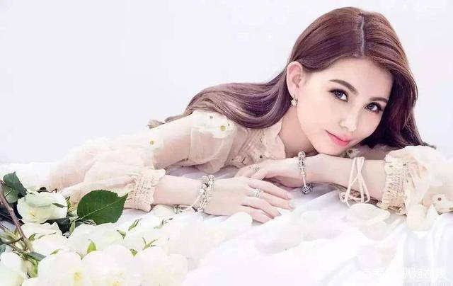 为何昆凌刚成年就被周杰伦娶回家?