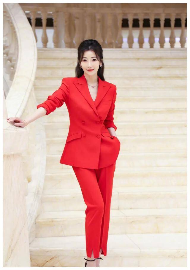 原创风华绝代性感妩媚的古装女神陈紫函闪耀登场