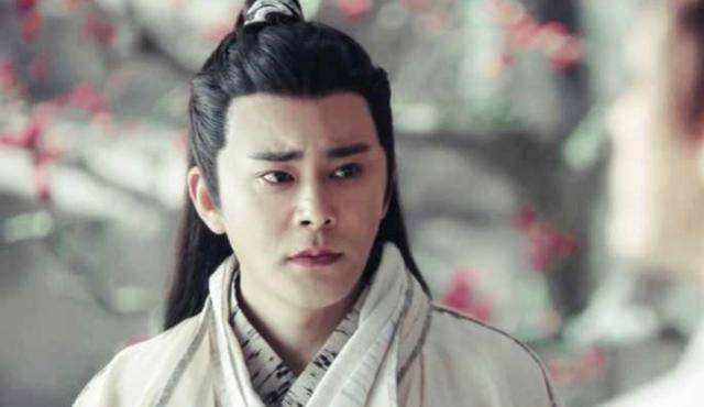 《倚天屠龙记》光明右使范遥的武功是谁教的,他有什么厉害武功?