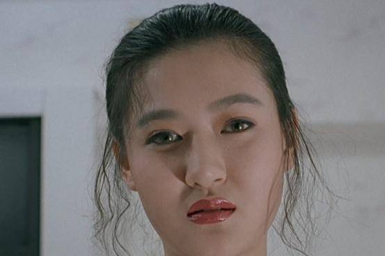 19年前陈宝莲从24楼一跃而下留下砸坏的汽车和黄任中的眼泪