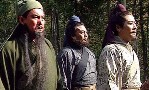 诸葛亮_刘备_天下