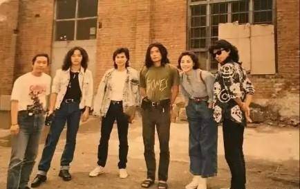 原创只因29年前的一句口头承诺窦唯再也没唱过黑豹时期的任何歌曲