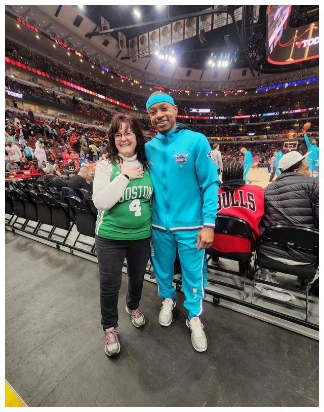 最后留给大家一个问题,你认为小托马斯此次能否成功重返nba?