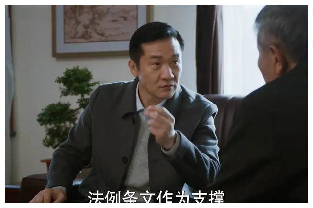除了主角,剧中其他角色也各具特色和内心世界.