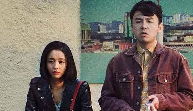 都是隐婚状态,妻子看到这条绯闻,立马在社交平台上发了一家三口的照片