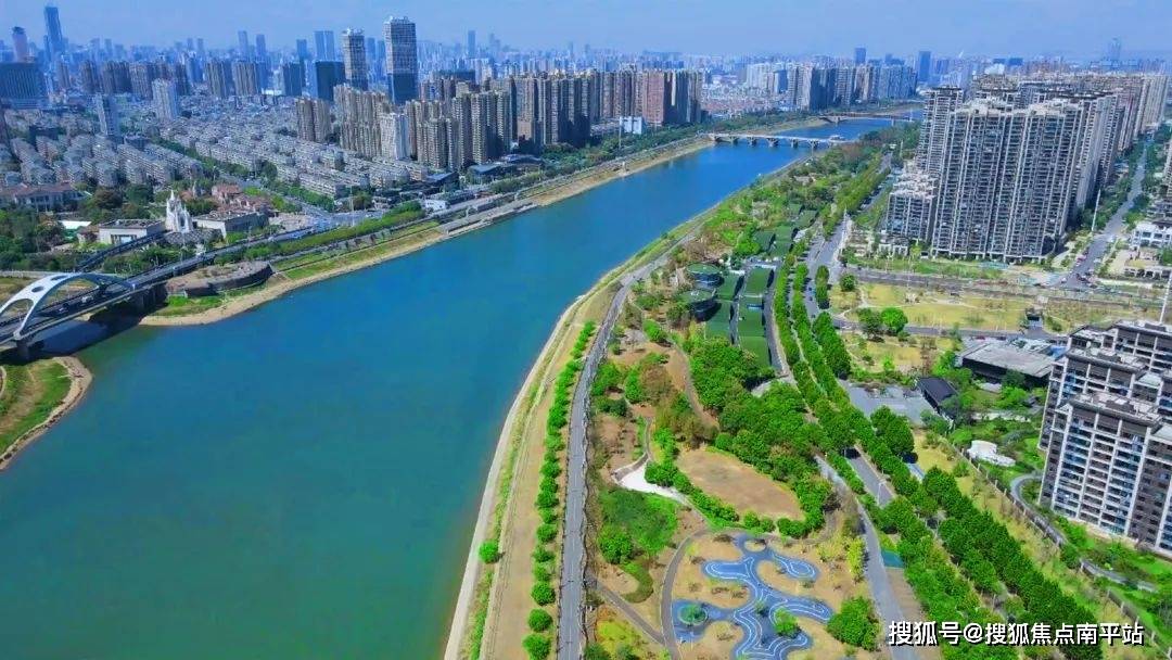 长沙长房云河玖叙芙蓉主城