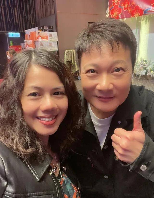 香港动作特技演员年会成龙和古天乐到场现场热闹非凡