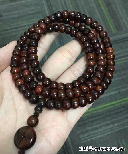 想玩海黄手串又怕开裂怎么办?_黄花梨_海南_技巧