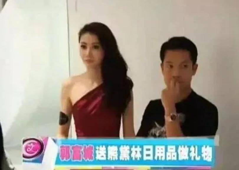 后来熊黛林意有所指在社交媒体发文,"太懂事久了,就被当成理所当然".