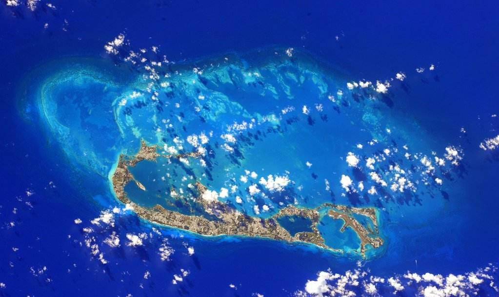 原创和英国相距万里人均gdp是英国3倍的百慕大群岛为何不愿独立