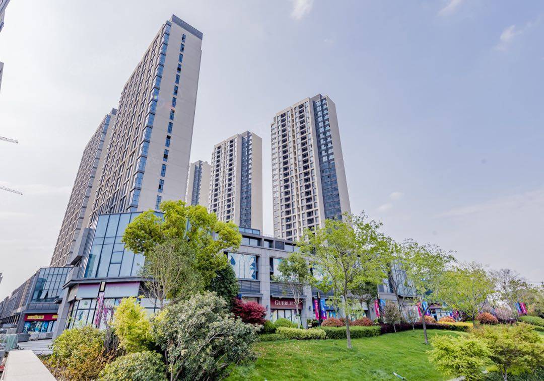 上海海伦堡爱me城市楼盘详情产权年限物业费开发商售楼处电话楼盘地址