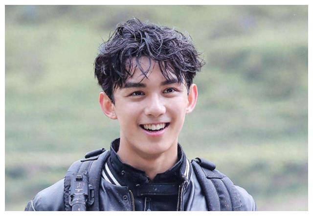 揭秘背后黑手吴磊惹火众怒热门话题引关注