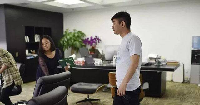 曾是街头混混,为搭讪女孩创建一款软件,如今身家90亿_唐岩_陌陌_成功