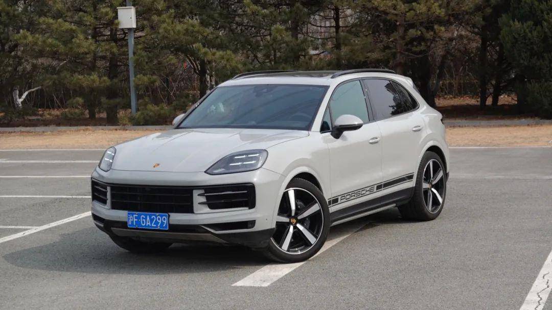 保时捷卡宴试驾体验:低速不卡,高速不颠,品质依然在线