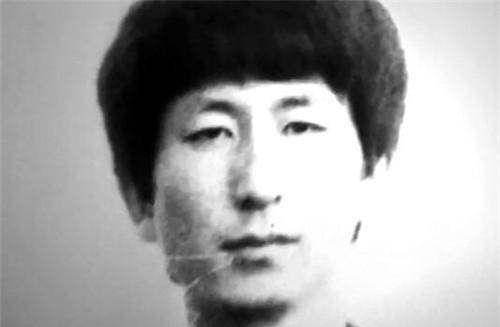 他杀人潜逃33年被发现,藏身地点让抓捕人员诧异,律师:不能判刑_李春载