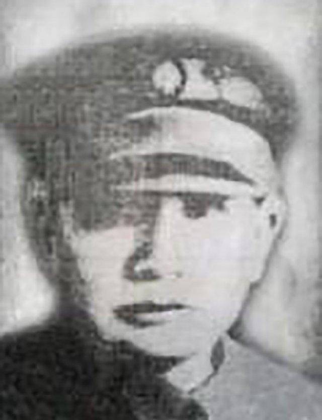 原创1942年洛阳男子发现枯井有新土报警后挖出失踪的豫东专员