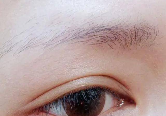 原创俗话眉毛一根长胜过万担粮50岁后眉毛涨长暗示了啥