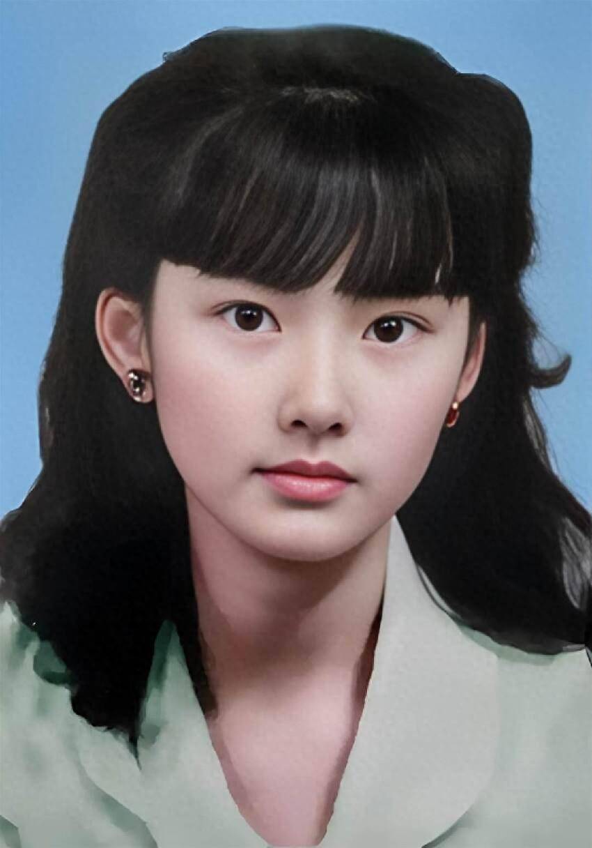 59岁知名女星玉女照曝光撞脸张雨绮张柏芝17岁未婚生子
