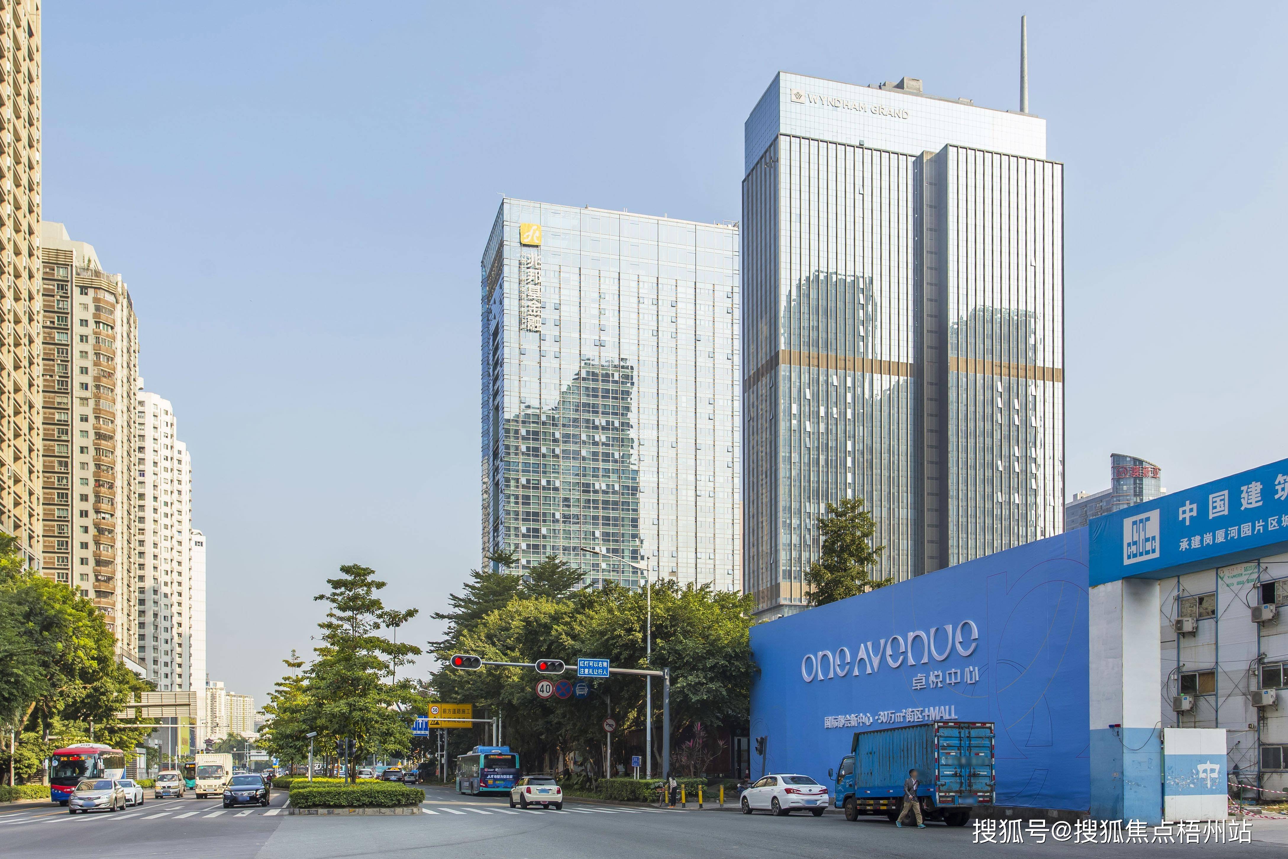 深圳兆邦基金融大厦租120人独立办公室精装修带家具交通便利可注册