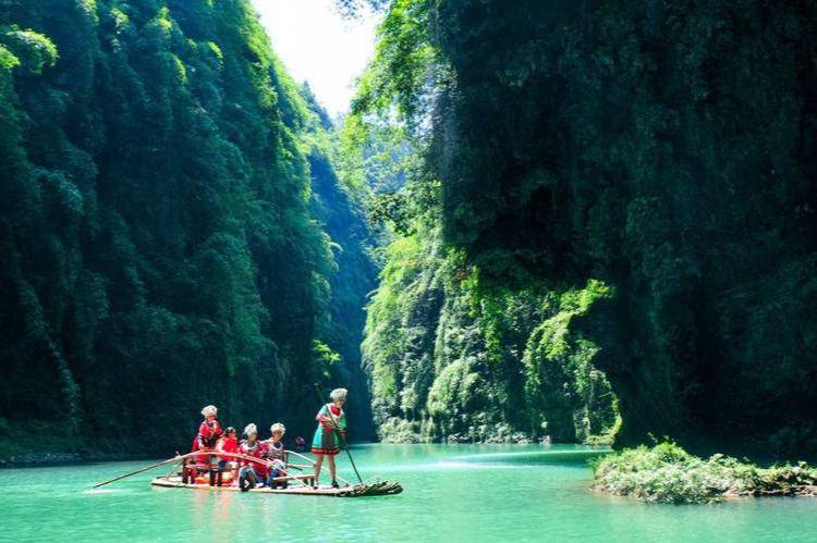 原创重庆的避暑胜地享有爱之河美誉夏季平均气温20左右