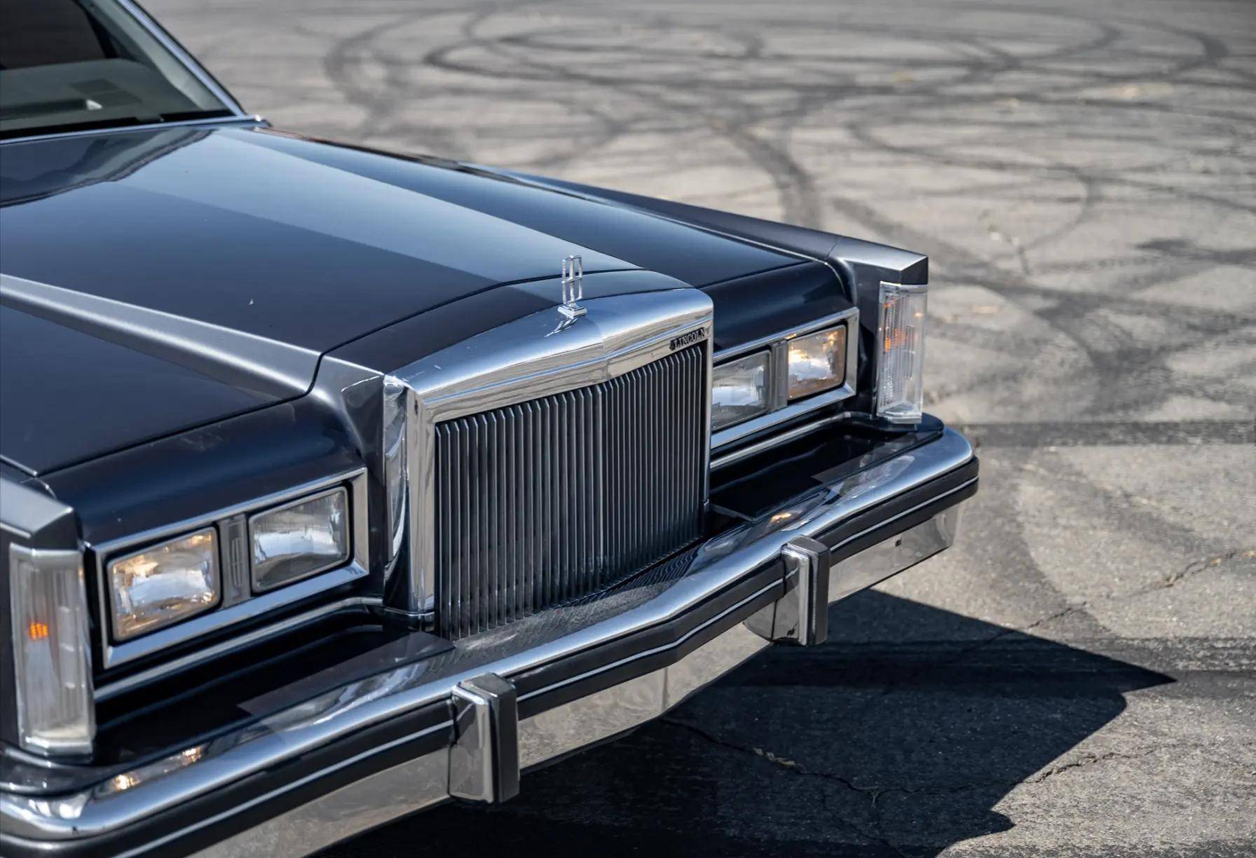 从1984年林肯town car豪华 来聊聊town car家族30年_搜狐汽车_搜狐网