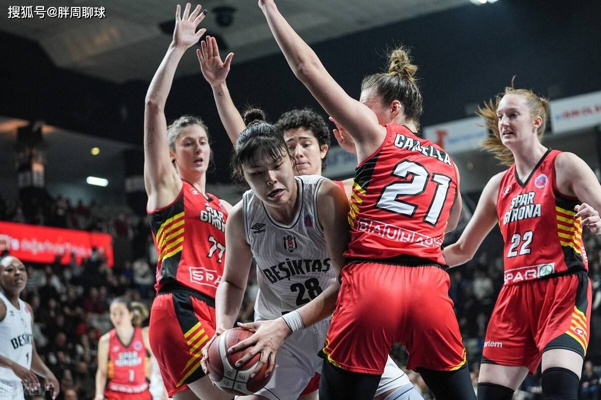 中国女篮能够取得了比较理想的成绩,包括韩旭,李梦等在wnba留洋归来的