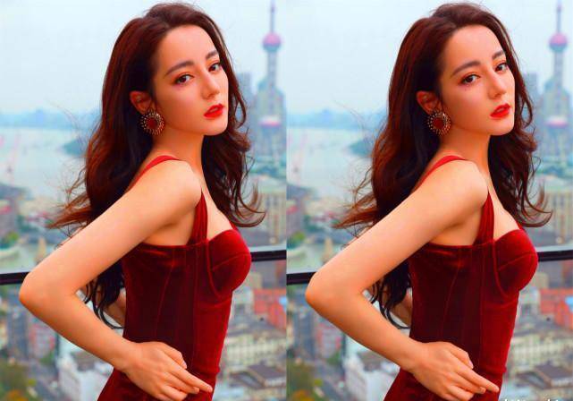 原创28岁迪丽热巴身材有多好穿包臀裙秀身材这s腰让90后女星羡慕