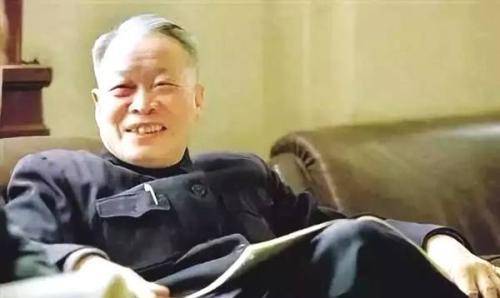 大家都知道,在钱三强变成核物理学家之后,他为国家科技层面的进步做出