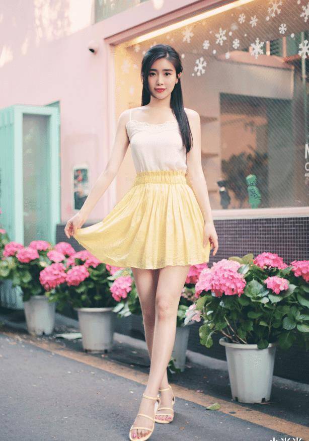 原创原创温柔大方的美女楚楚动人这样的淑女已经十分罕见