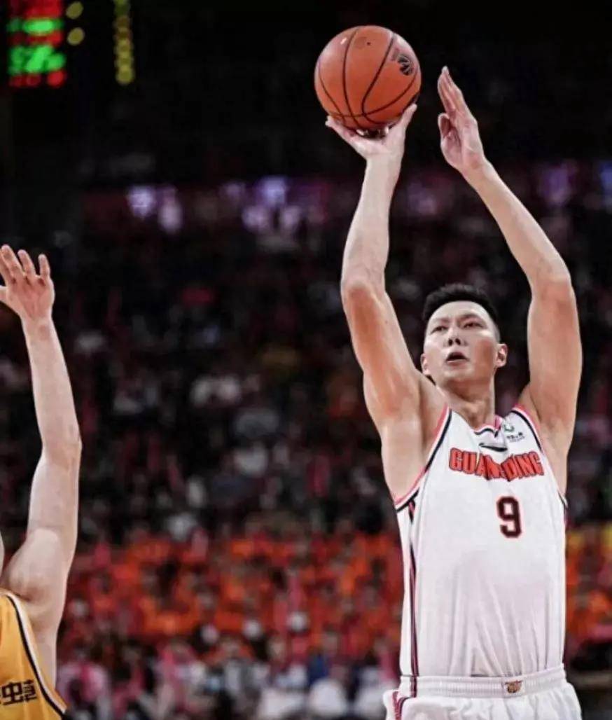 原创吴迪与易建联篮球传奇背后的坚定支持者