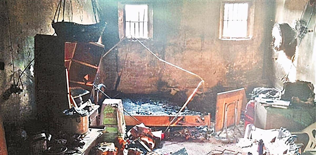 原创吴某龙落网记被父母溺爱的儿子因为争吵杀害双亲还纵火