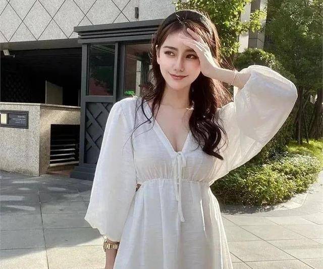 汪小菲女友被曝曾婚内出轨还遭业主投诉大s闺蜜笃定不会结婚